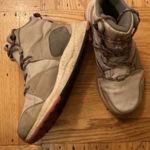 Columbia water proof insulated boots